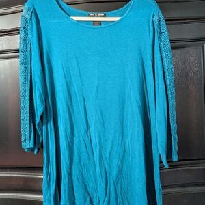 Cable & Gauge Blue Green 3/4 Sleeve Relaxed Blouse